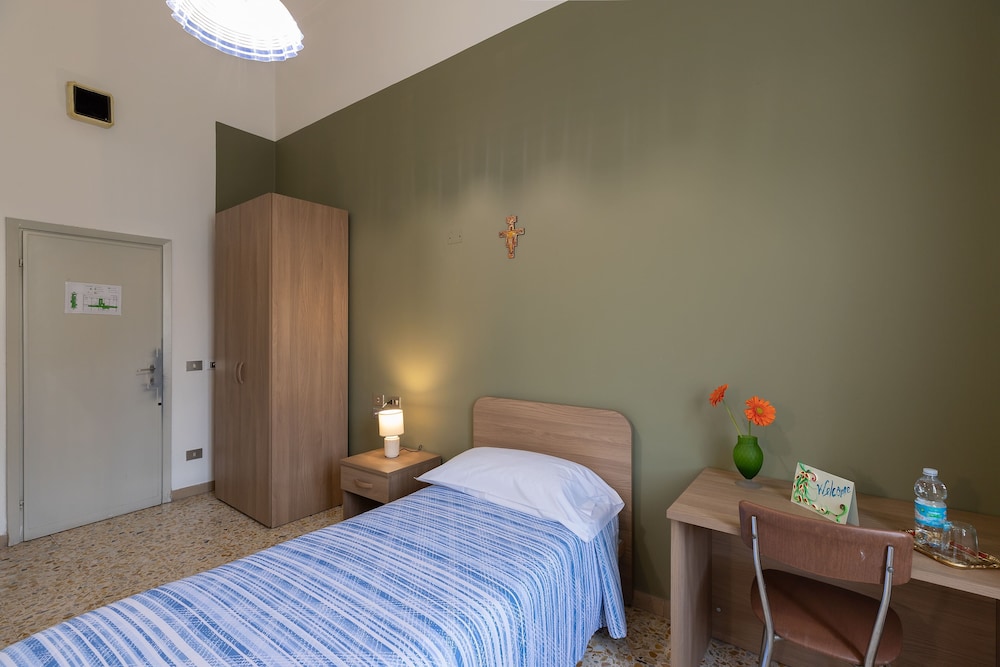 Classic Single Room, 1 Twin Bed photo 2