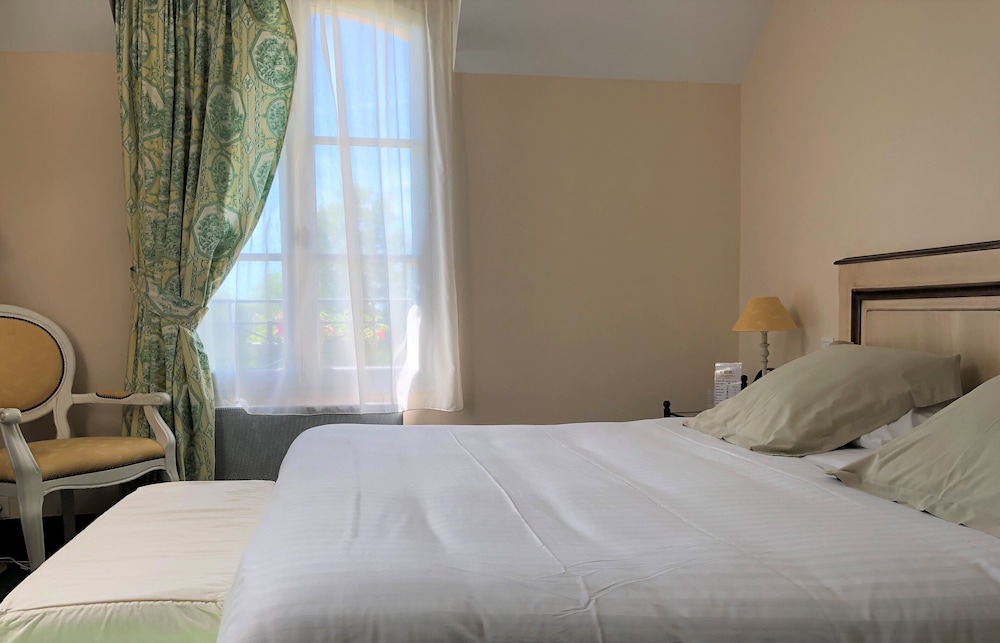 Standard Double Room - Photo 3