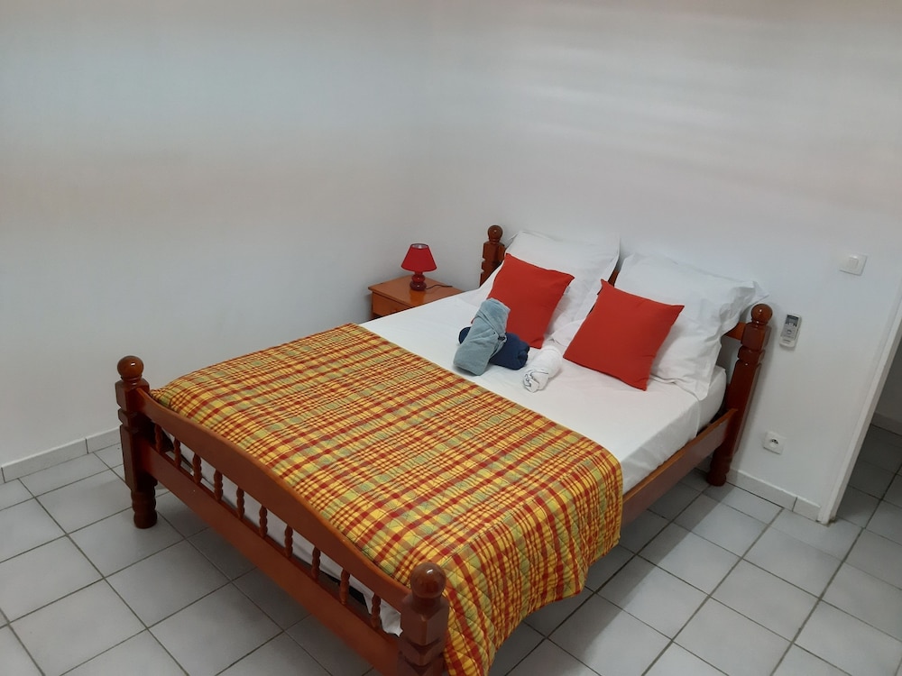 Appt 4 (Fort de France) photo 3