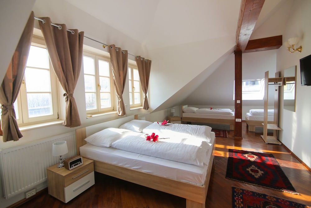 Quadruple Room, Non Smoking photo 1