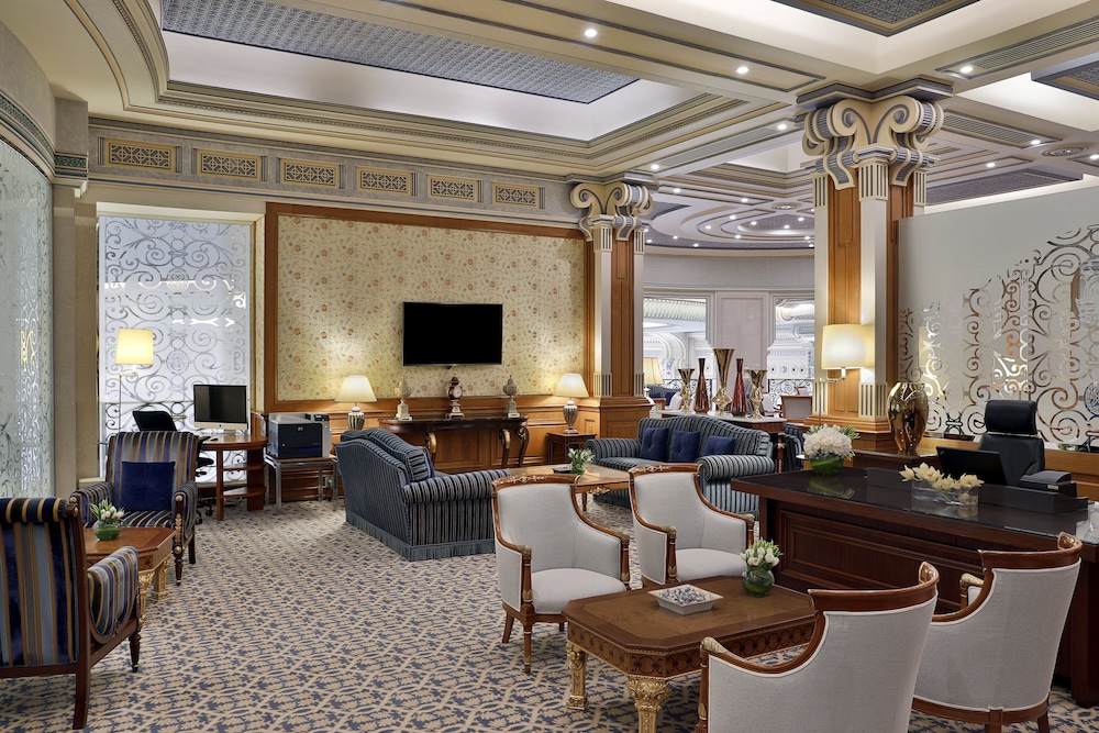 Executive Suite, 1 Bedroom - Photo 6