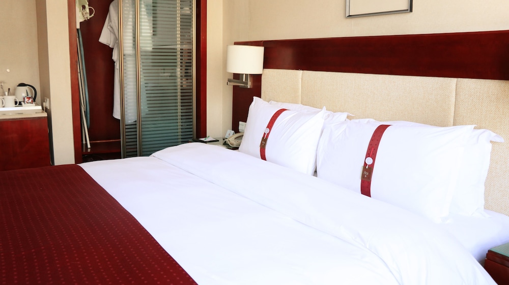 Premium Room, 1 King Bed, Non Smoking