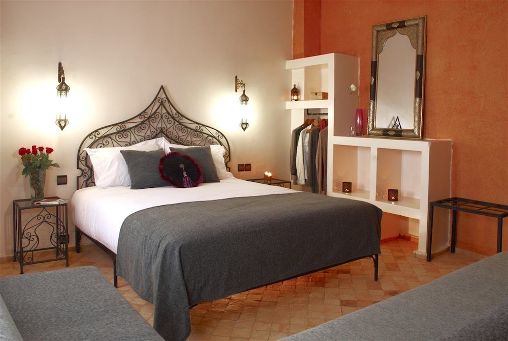 Standard Double or Twin Room photo 1