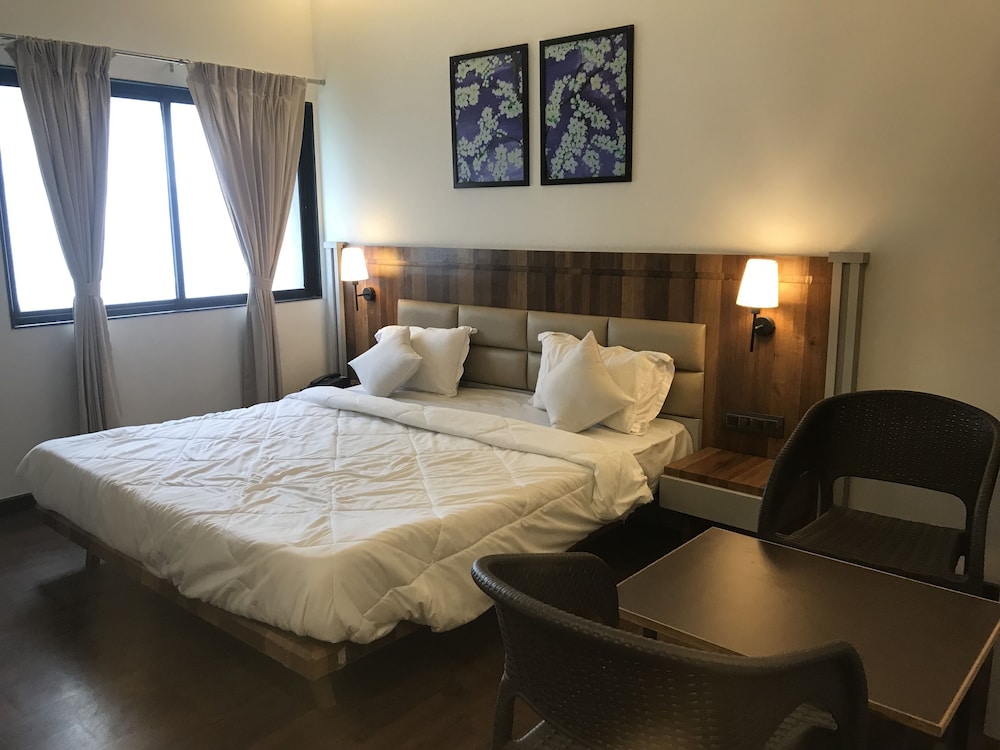 Classic Room, 1 Queen Bed
