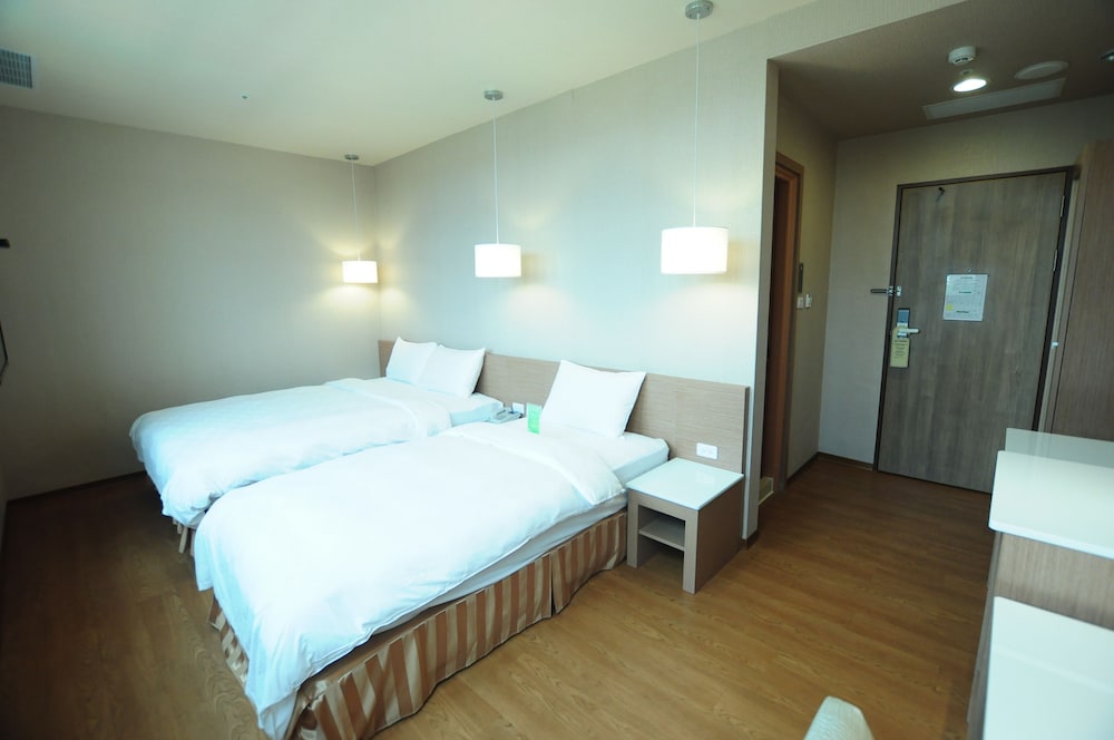 Elite Triple Room photo 3