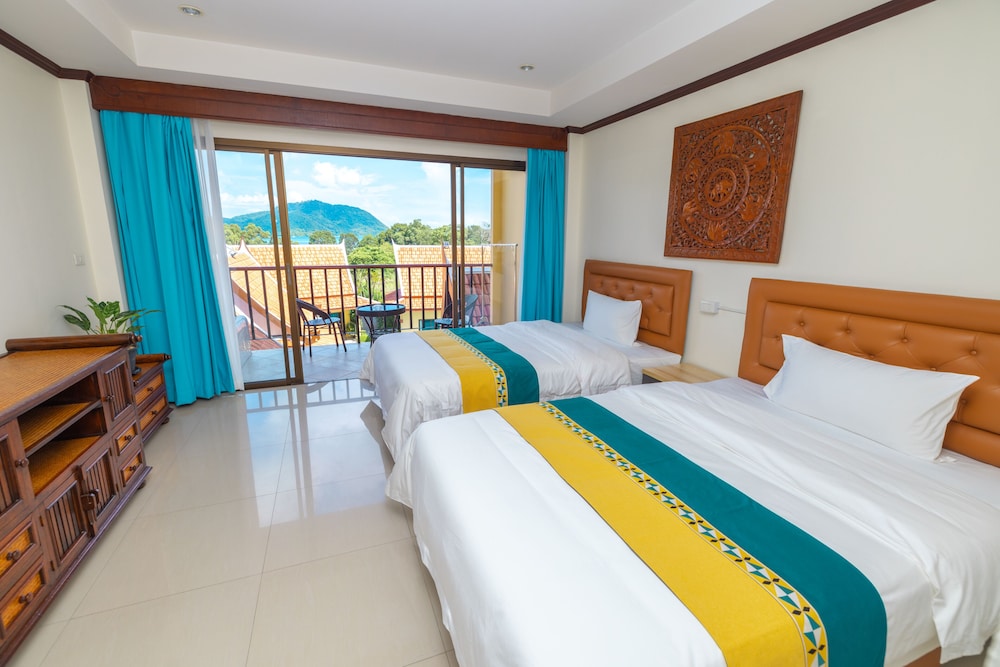 Standard Twin Room, 2 Double Beds - Photo 1
