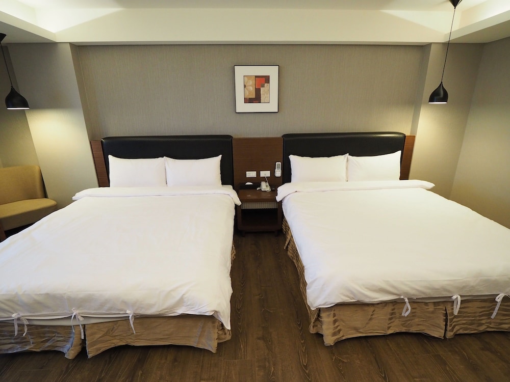 Elite Quadruple Room photo 3