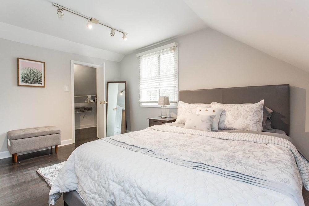 Apartment (2 Bedrooms)
