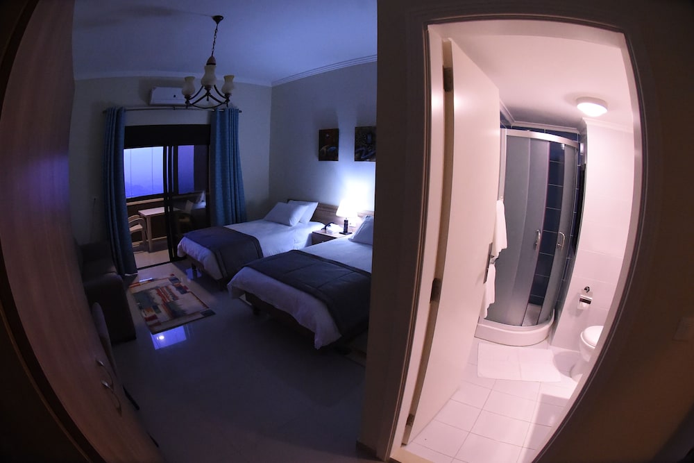 Twin Room (Coast View) photo 2