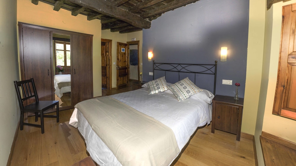 Habitación Doble Estándar o con Dos Camas Individuales.