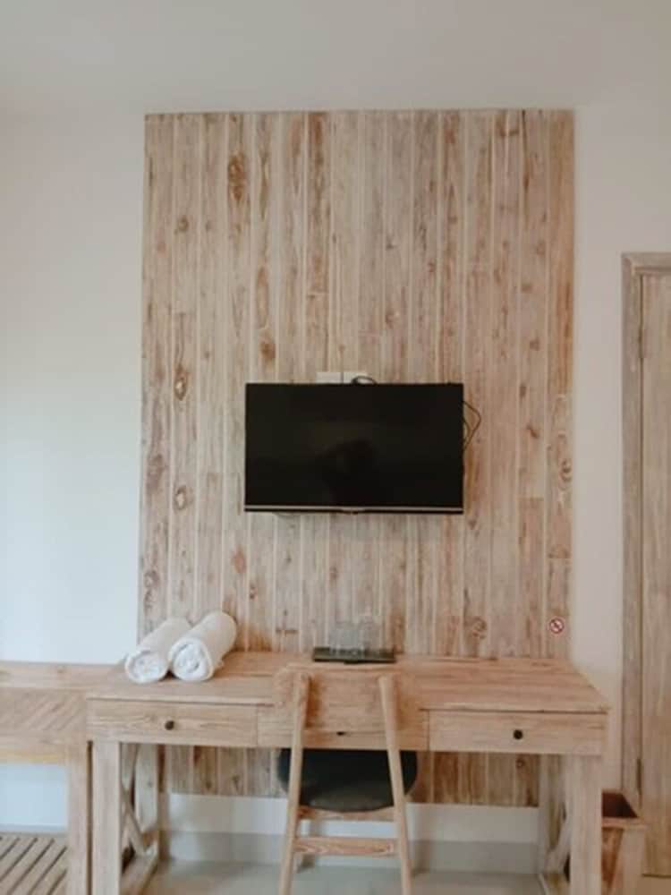 Deluxe Twin Room - Photo 5