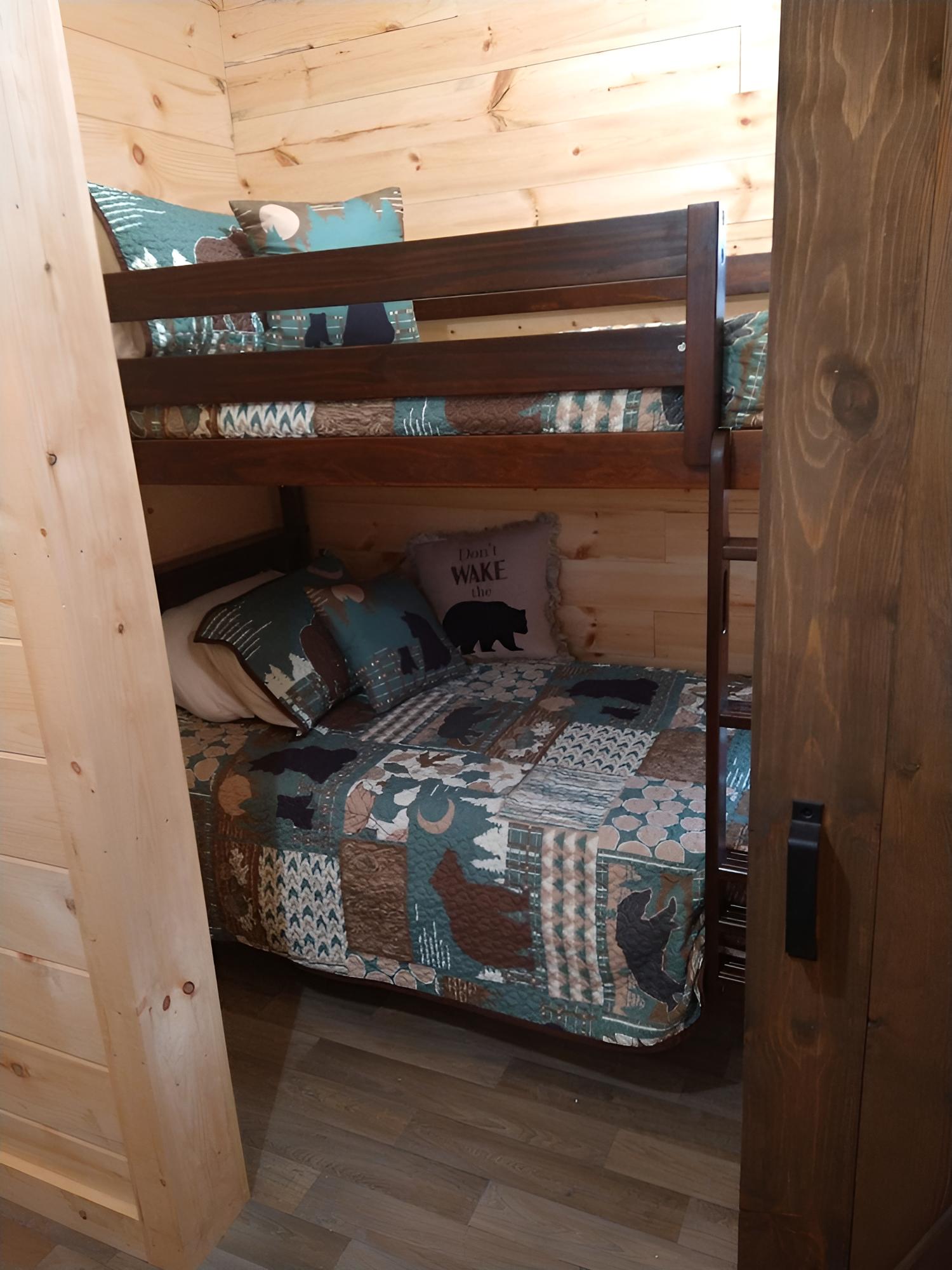 Cabin #41 photo 3