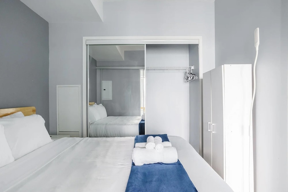 Luxury Suite thumbnail 5