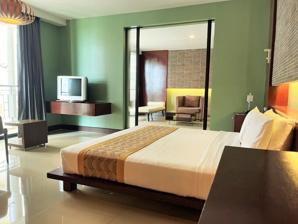 Mini Suite Room