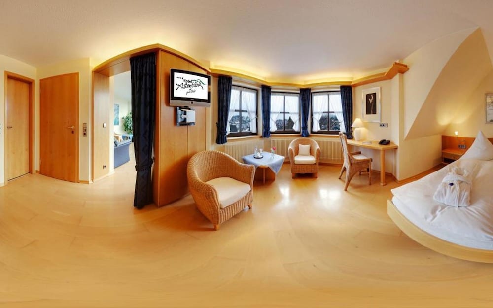 Panoramic Suite