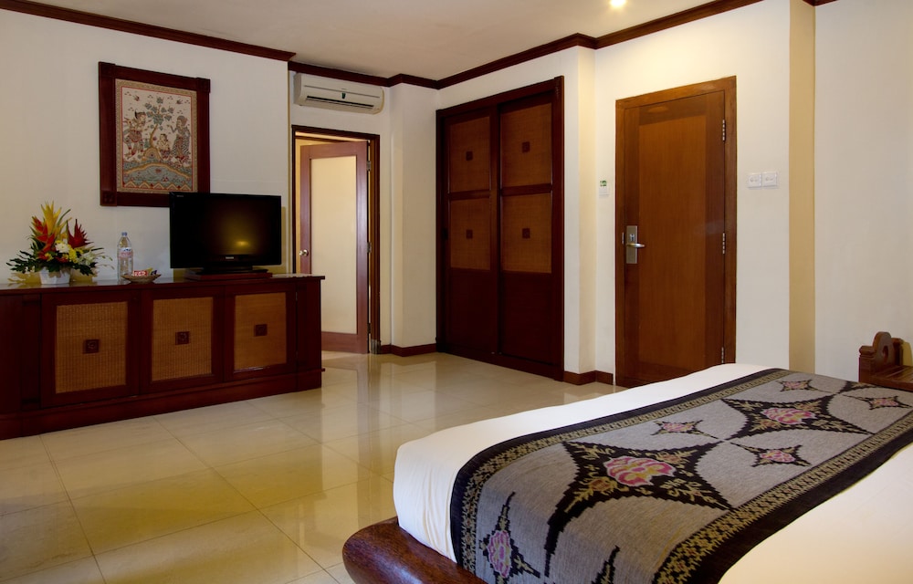 Deluxe Room, Sea View - Photo 6