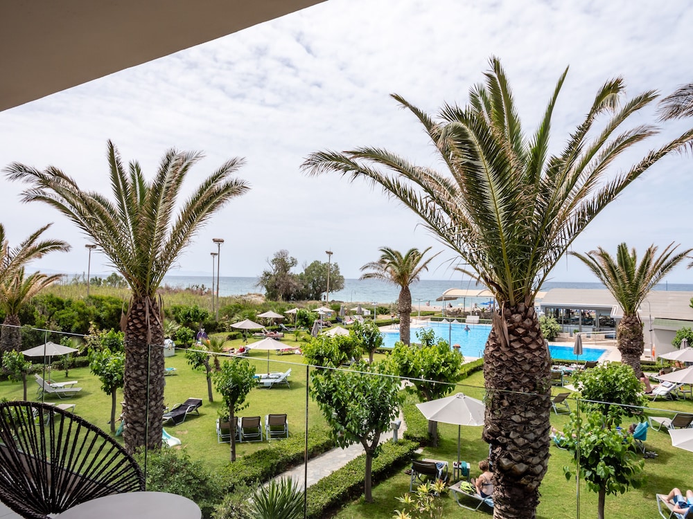 Executive Suite, Sea View photo 2
