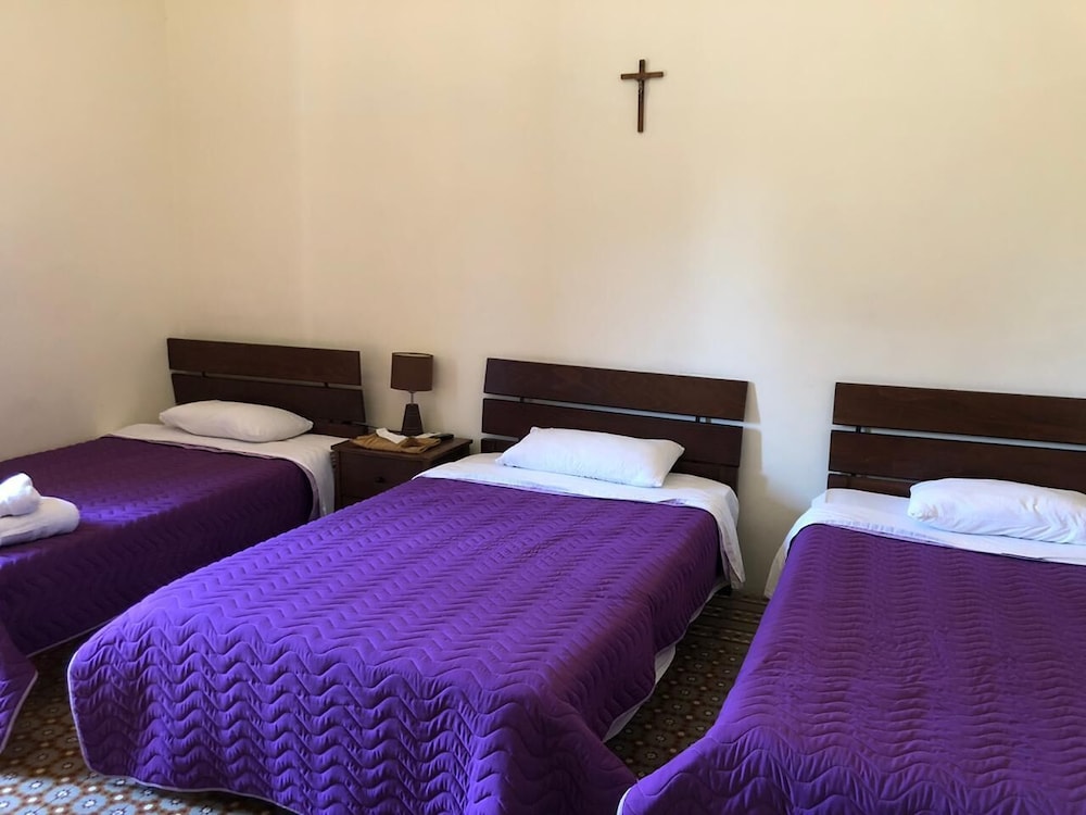 Basic Triple Room photo 1