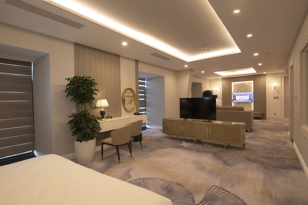 Grand Suite - Photo 3