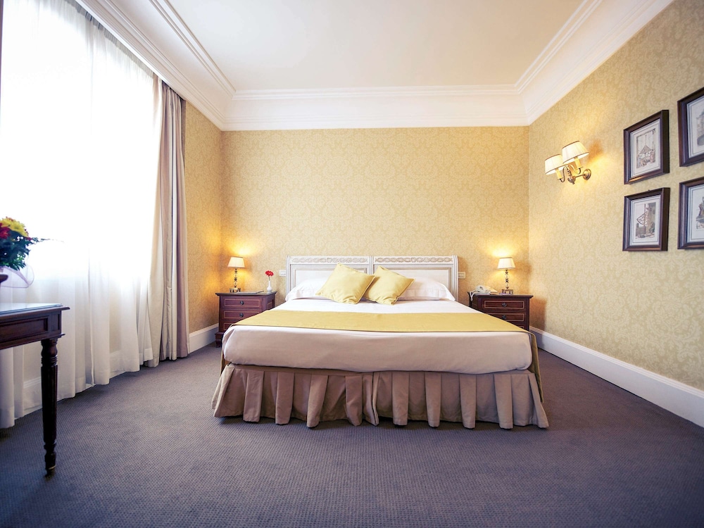 Deluxe Twin Room, Multiple Beds, Balcony