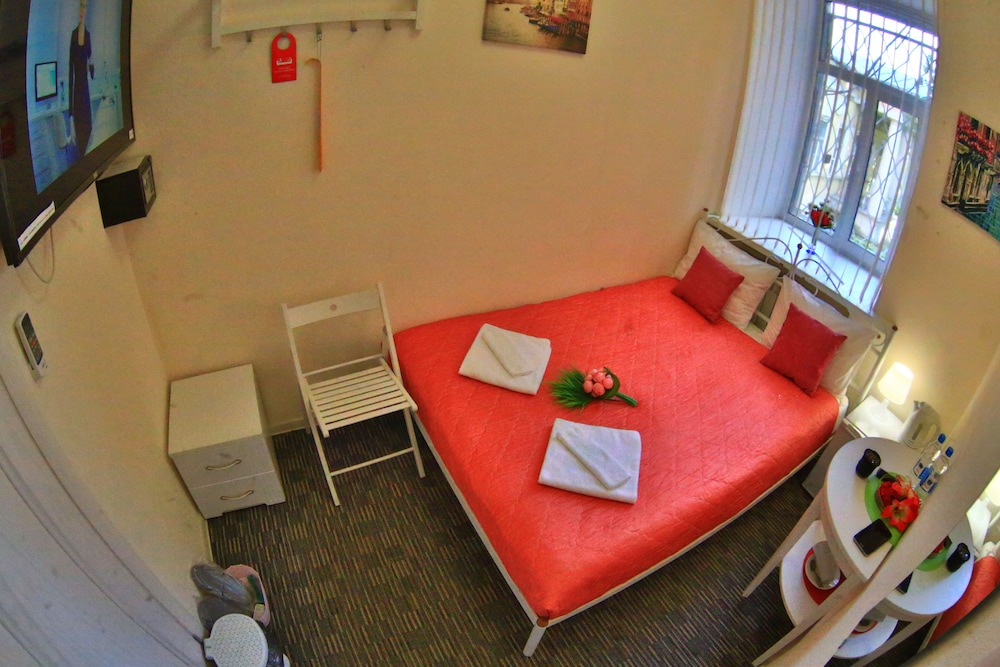 Economy Double Room, 1 Double Bed, Ground Floor