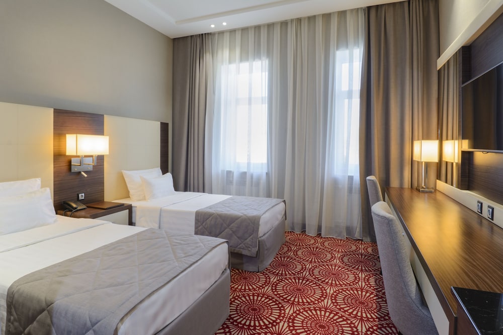 Deluxe Twin Room photo 3