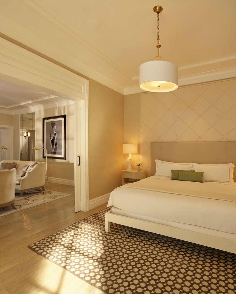 Grace Kelly Suite