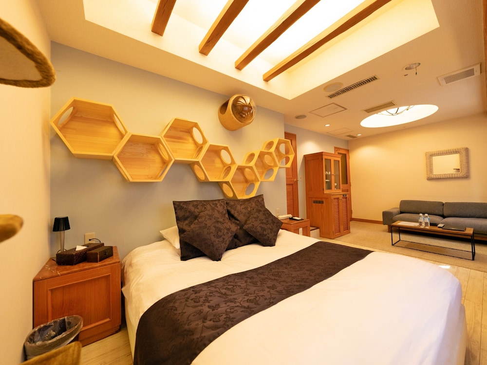 Deluxe Double Room, Non Smoking - Photo 4