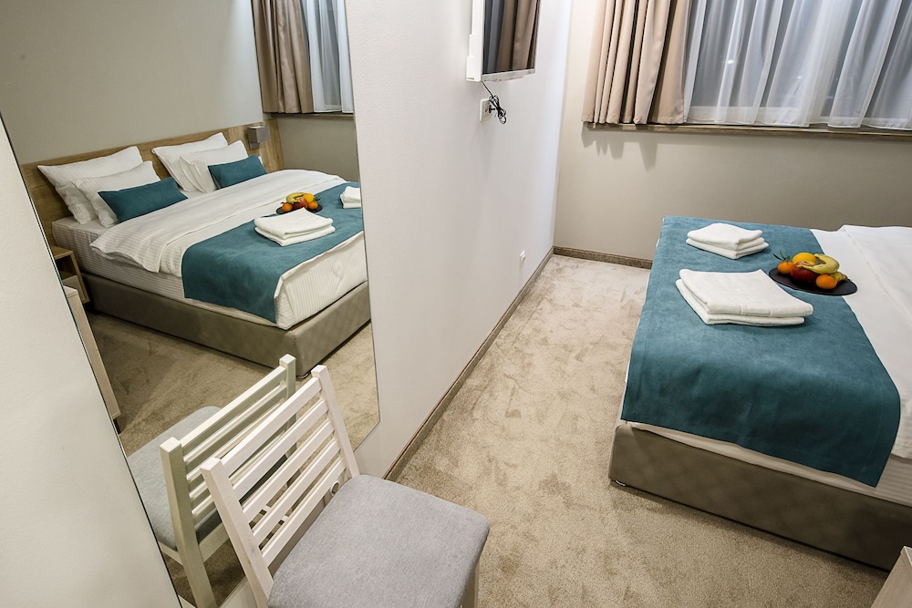 Deluxe Double Room photo 2