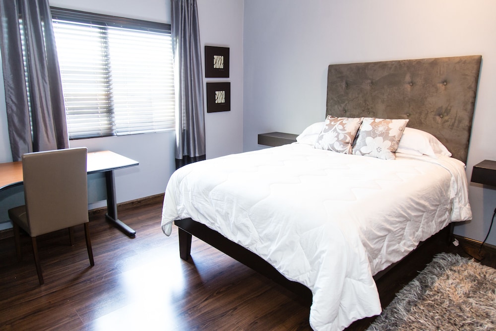 Exclusive Apartment, 2 Bedrooms, Mountain View, Executive Level photo 3