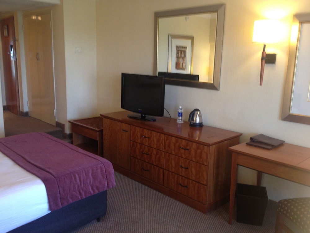 Superior Room, 1 Queen Bed, City View