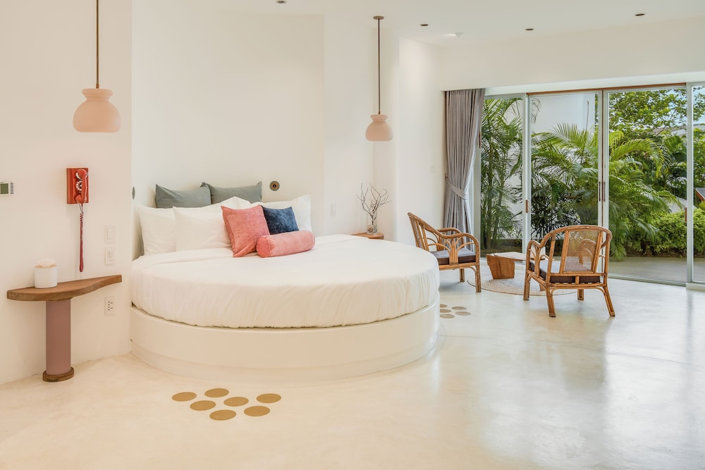 Premier Room - Photo 1