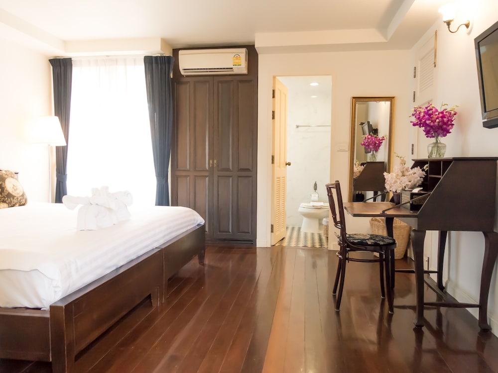 Deluxe Room, 1 Queen Bed