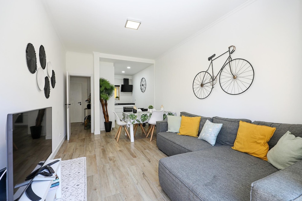 Apartment (1 Bedroom)