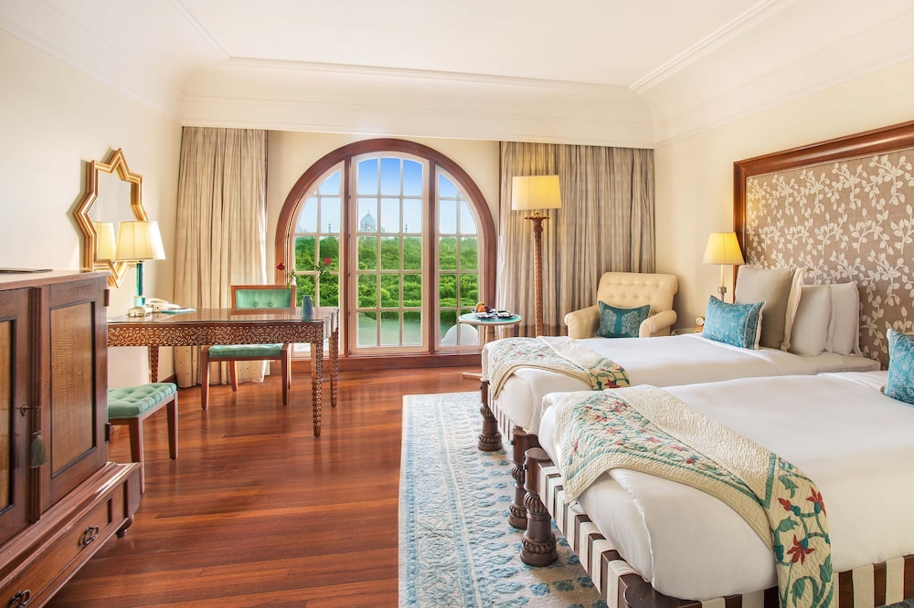 Available room