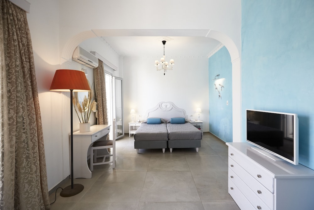 Superior Room - Photo 18