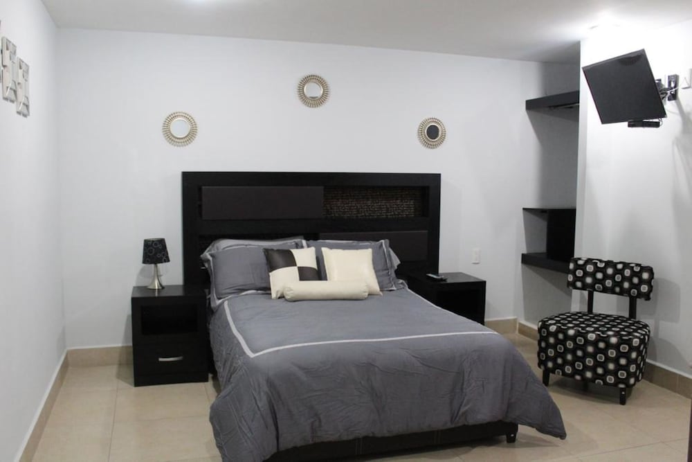 Comfort Suite photo 1