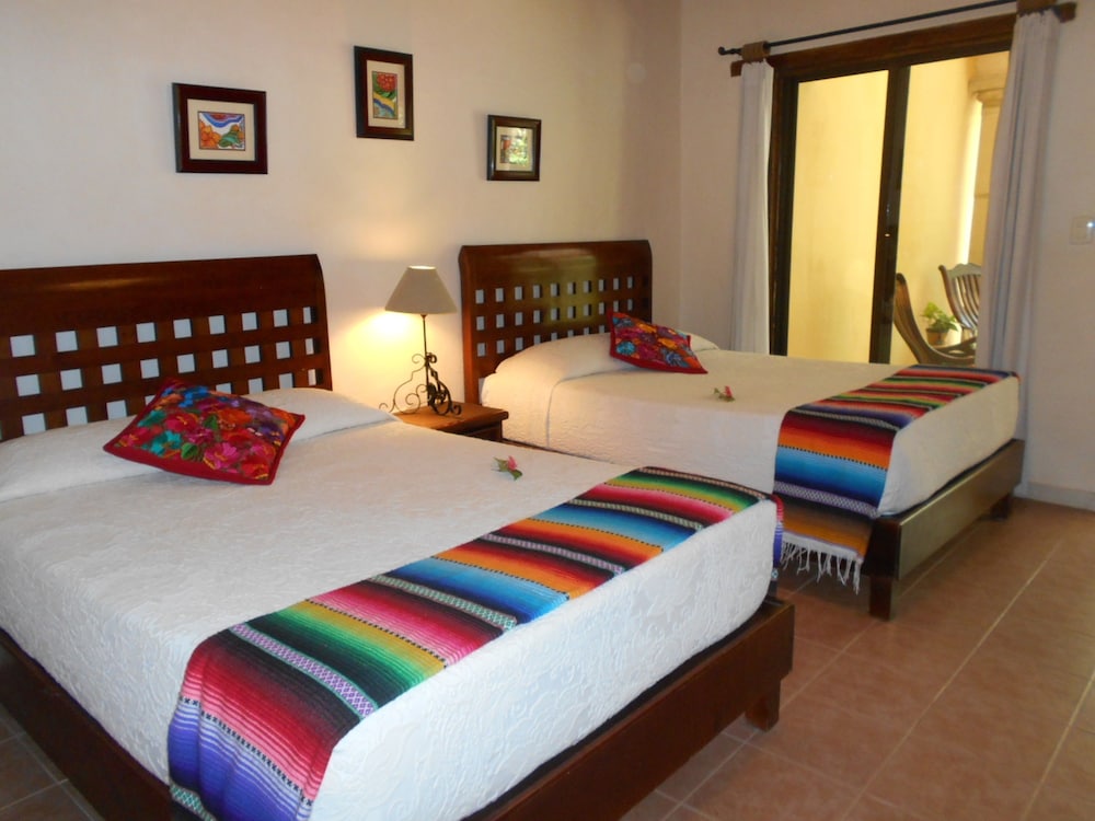 Standard Double Room, 2 Double Beds - Photo 1