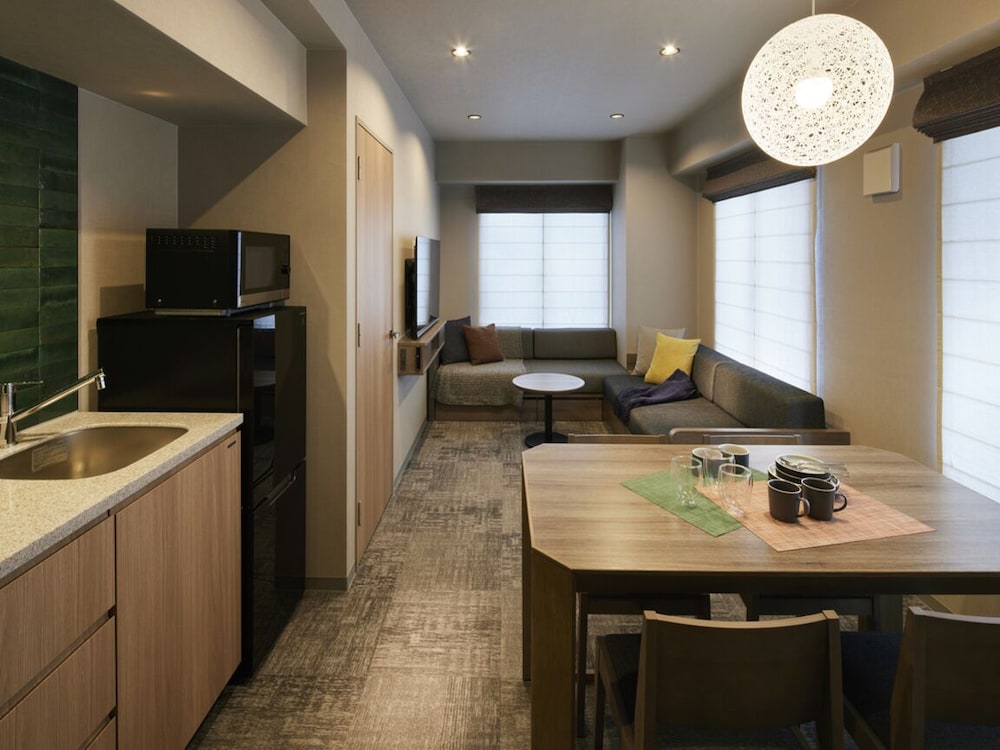 Superior Suite 1BR with 4beds, Non Smoking