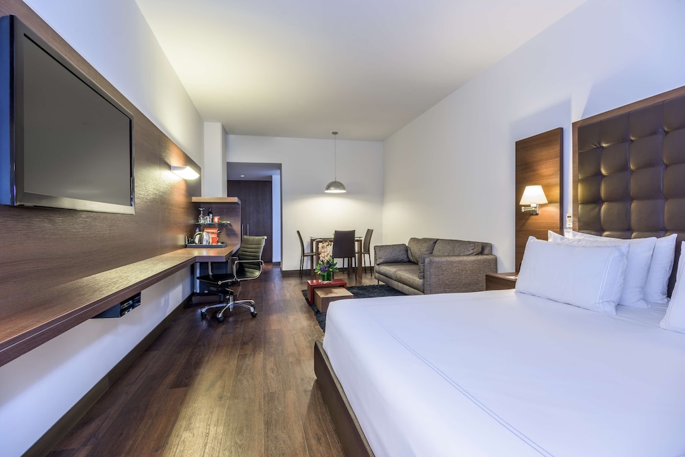 Premium Room (Extra Bed 3 Adults) - Photo 1