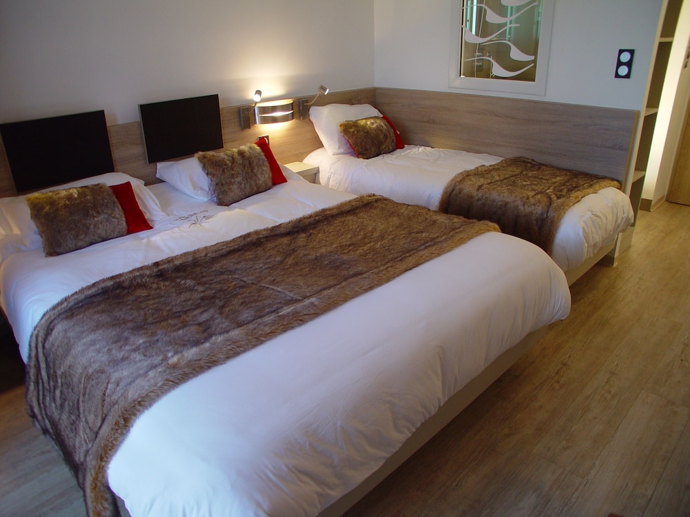 Standard Triple Room - Photo 1