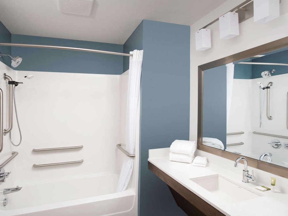 WoodSpring Suites Albuquerque East I-40 Tramway, Photo 4