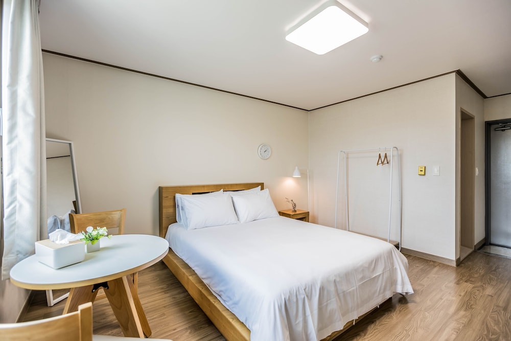 Standard Double Room photo 2