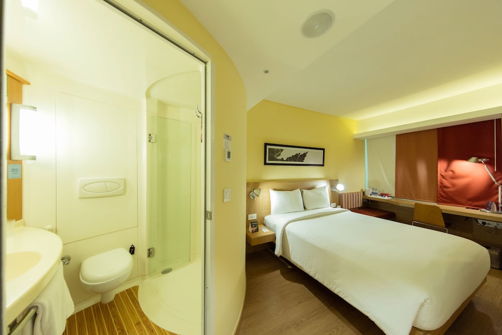 Standard Twin Room, 2 Twin Beds photo 3