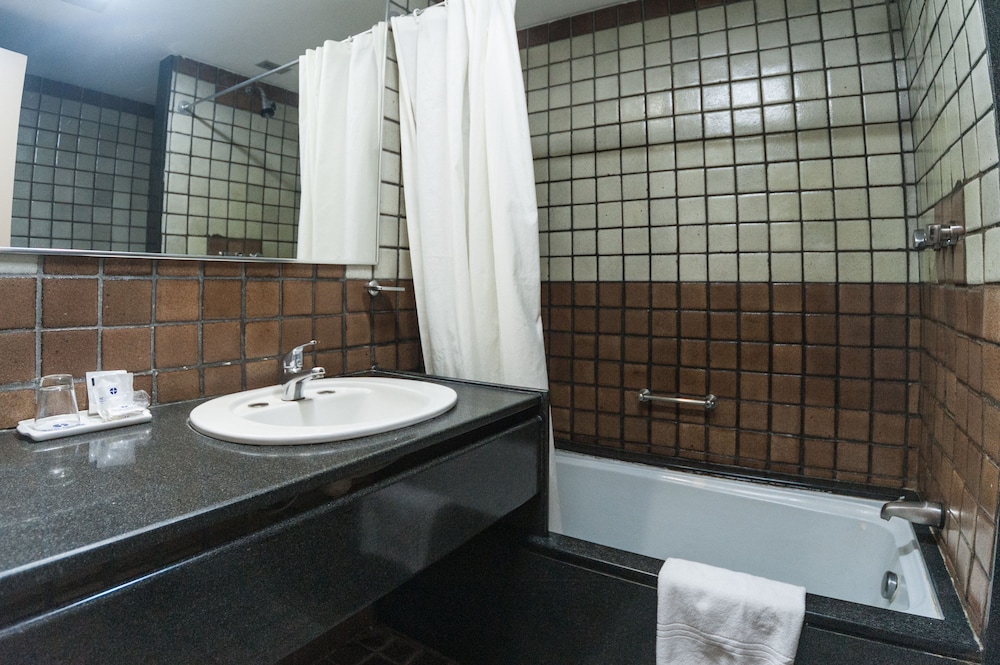 Standard Double Room, 1 Queen Bed - Photo 8
