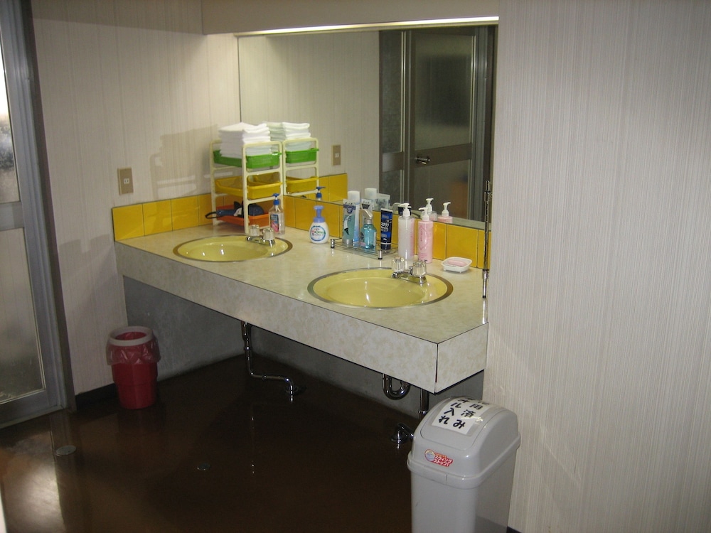Single Room, Non Smoking, Private Bathroom photo 3