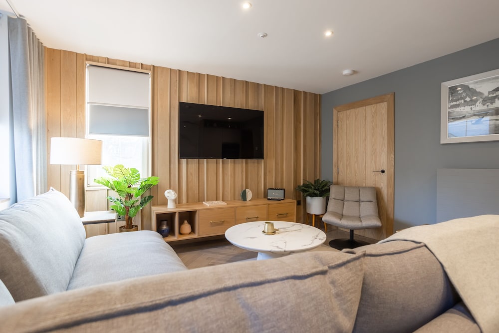 1 Bed Apartment