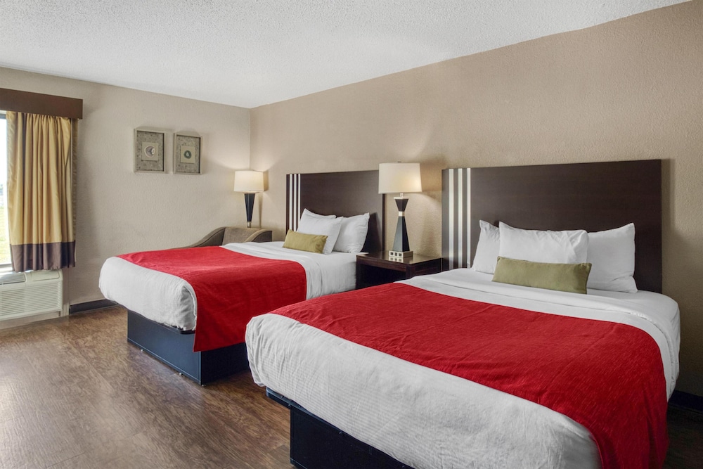 Standard Room, 2 Queen Beds, Non Smoking, Refrigerator & Microwave