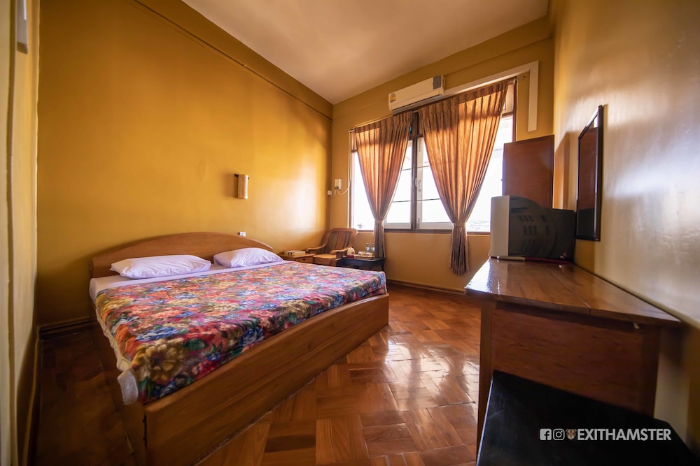Superior Double or Twin Room photo 3