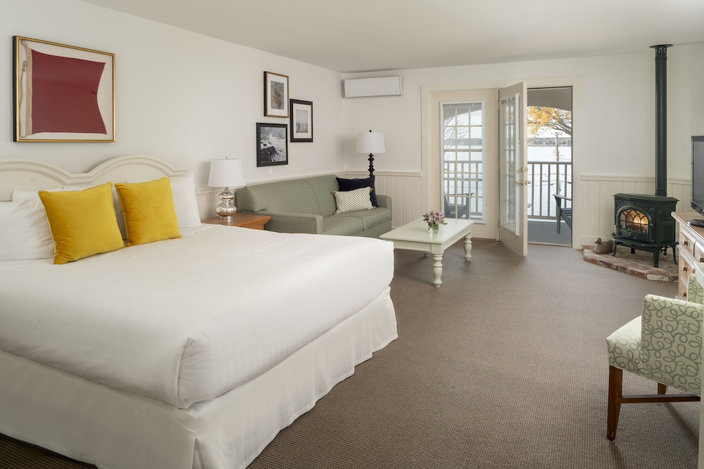 Deluxe Room, 1 King Bed with Sofa bed, Balcony, Ocean View (Lodge Ocean View- King)